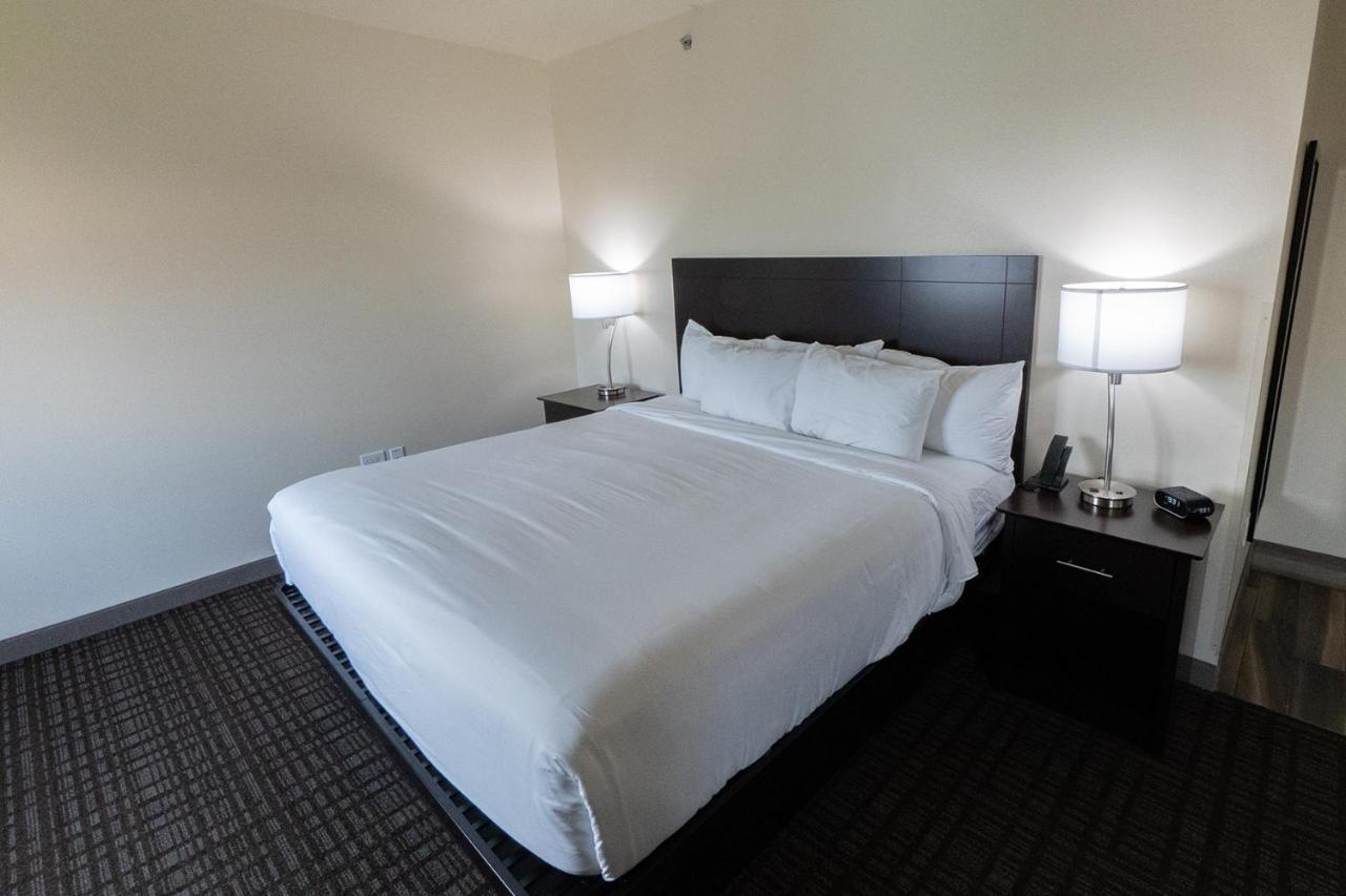 Cobblestone Hotel & Suites-Sheldon Esterno foto